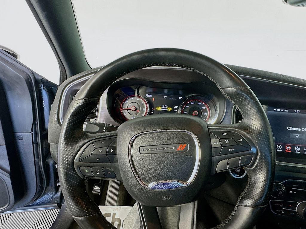Used 2018 Dodge Charger SXT Plus w/ Blacktop Package image 11