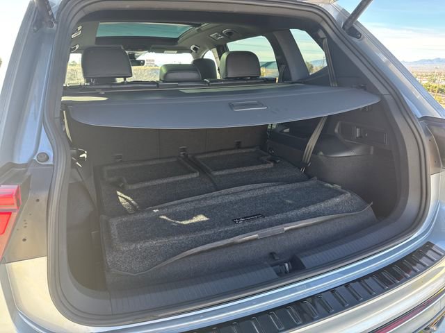Used 2024 Volkswagen Tiguan SE R-Line image 28