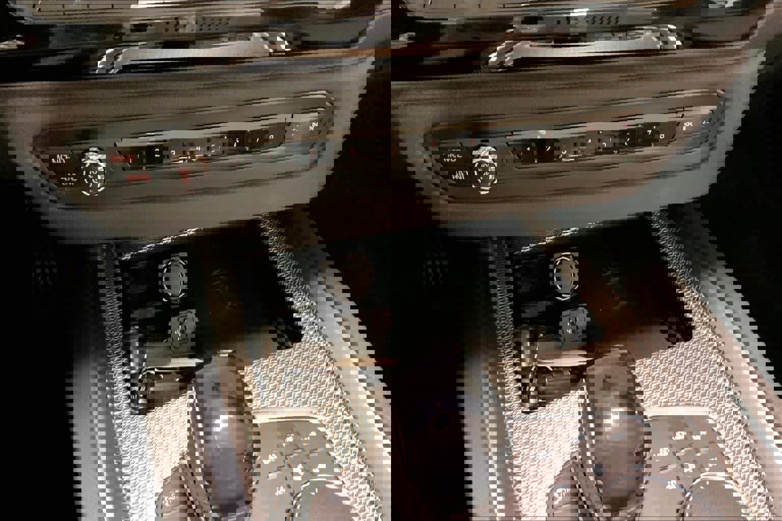 Used 2020 BMW Z4 M40i w/ Premium Package image 33