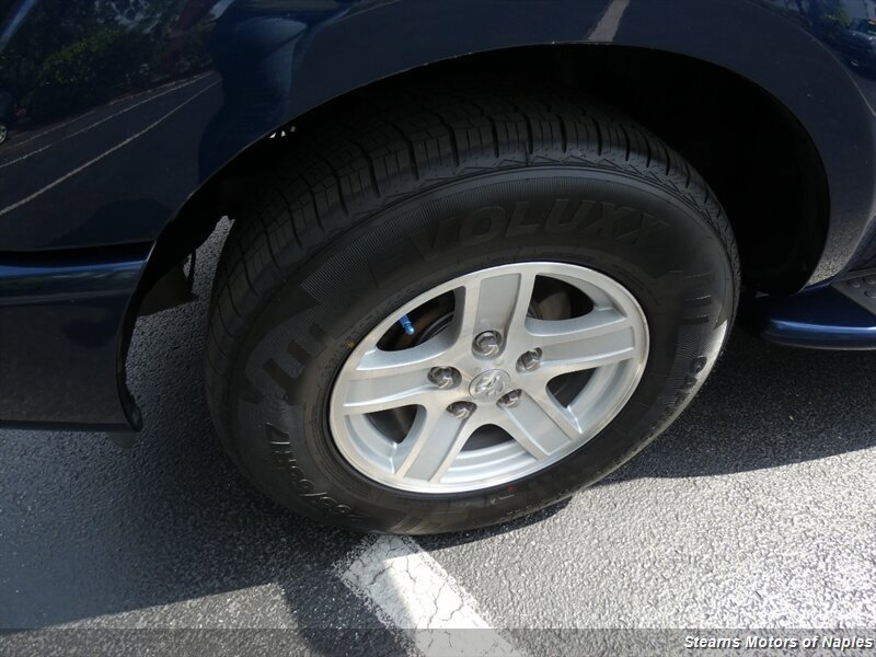 Used 2005 Dodge Durango Limited w/ Trailer Tow Group AWD/4WD image 20
