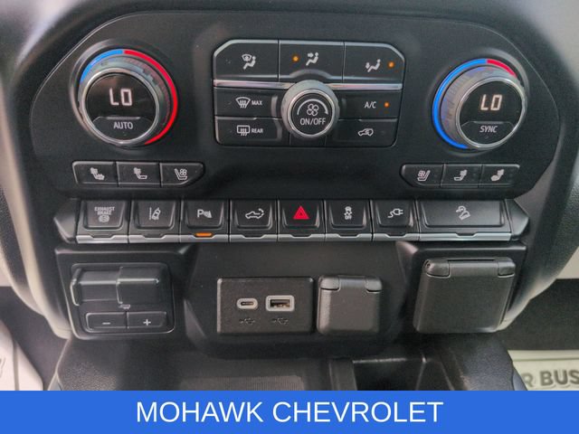 Used 2020 Chevrolet Silverado 3500 LTZ w/ LTZ Premium Package AWD/4WD image 18