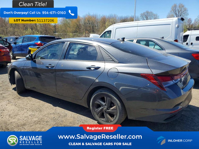 Used 2021 Hyundai Elantra SEL FWD image 3