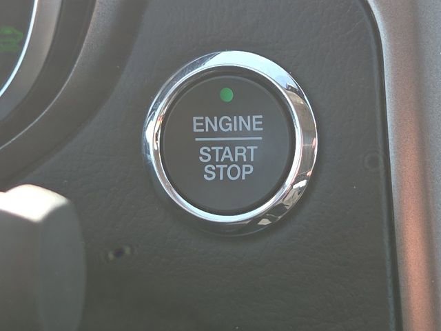 Used 2020 Ford Fusion SE image 49