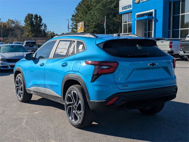 New 2025 Chevrolet Trax RS w/ Driver Confidence Package image 5