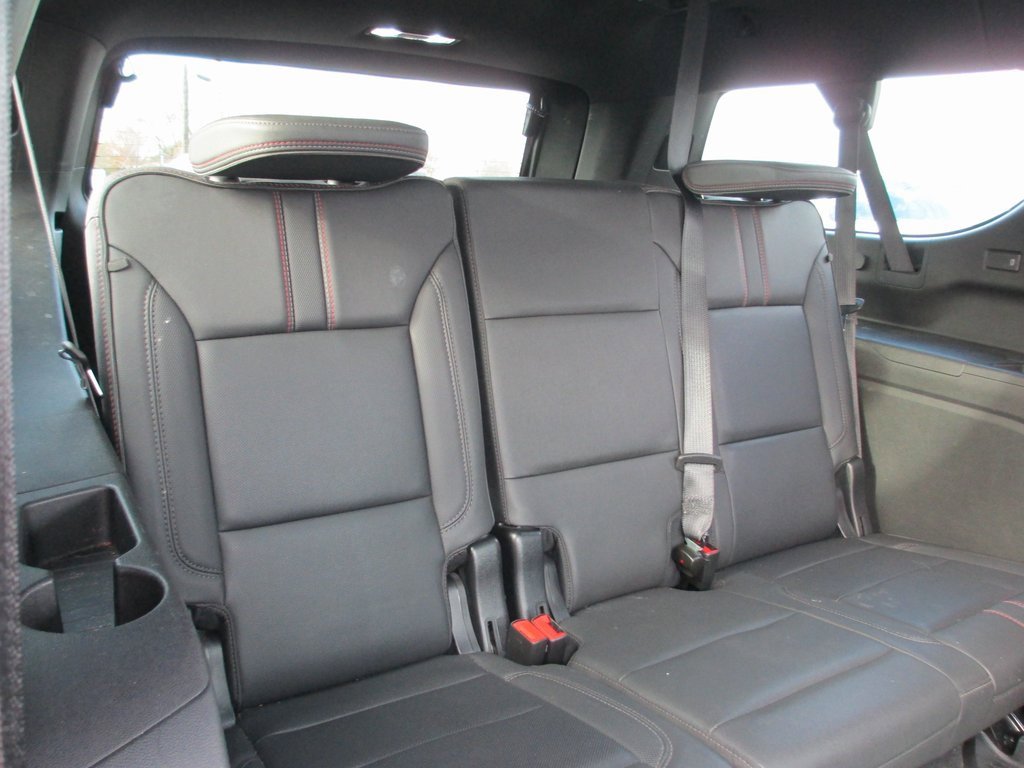Used 2023 Chevrolet Suburban RST w/ Luxury Package image 24