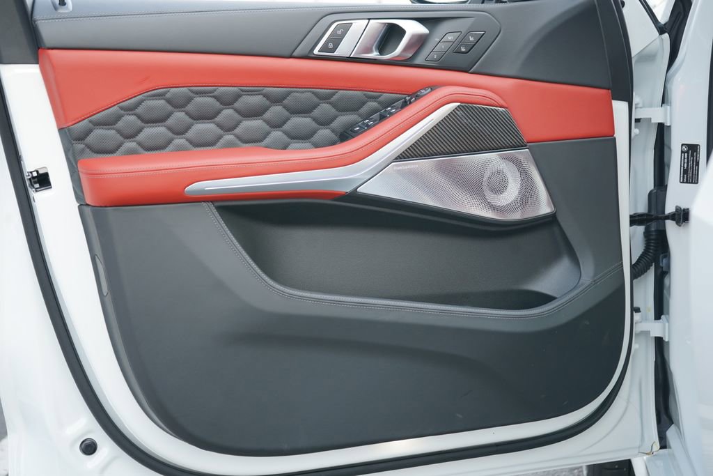 New 2026 BMW X5 M Competition w/ Executive Package AWD/4WD image 8