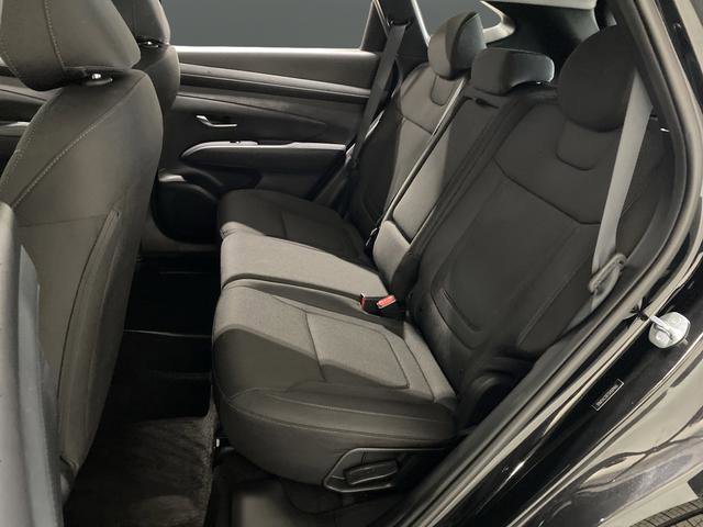 Certified 2025 Hyundai Tucson SE image 27