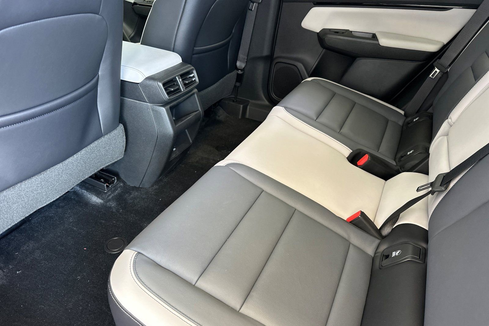 New 2026 Honda Prologue Touring image 13