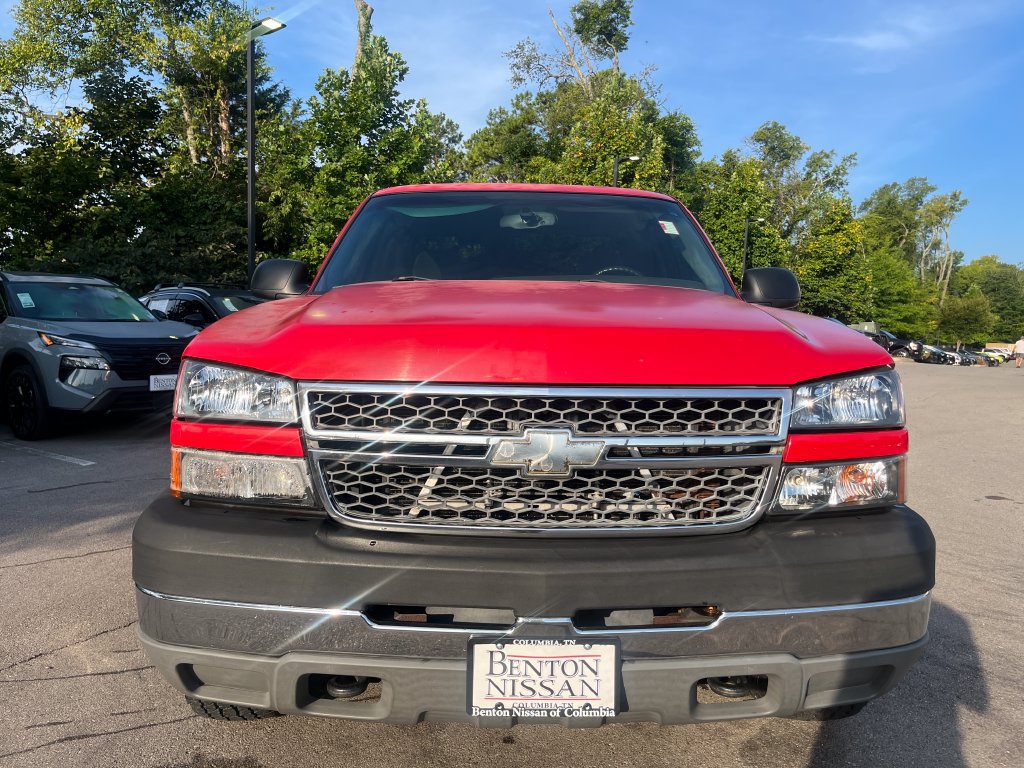 Used 2005 Chevrolet Silverado 2500 LS AWD/4WD image 36