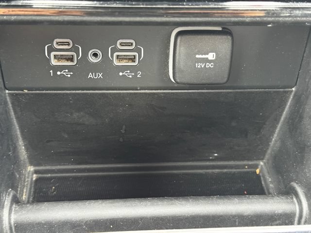 Certified 2023 Jeep Grand Cherokee Laredo AWD/4WD image 36