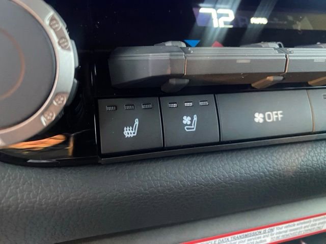 New 2025 Toyota Tundra Limited image 19