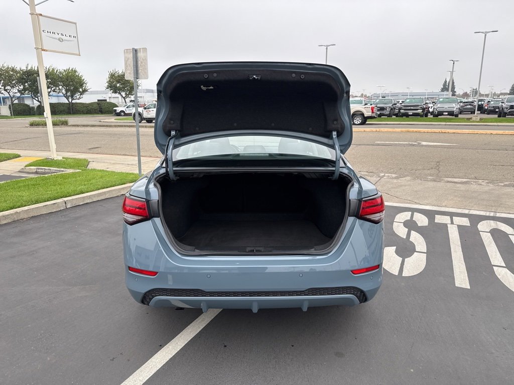 Used 2024 Nissan Sentra SV image 7