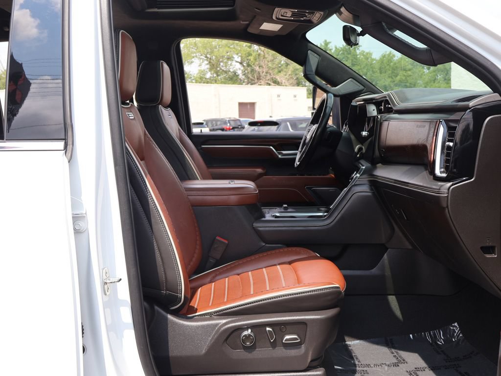 Used 2024 GMC Sierra 2500 Denali Ultimate w/ LPO, GMC Protection Package AWD/4WD image 28