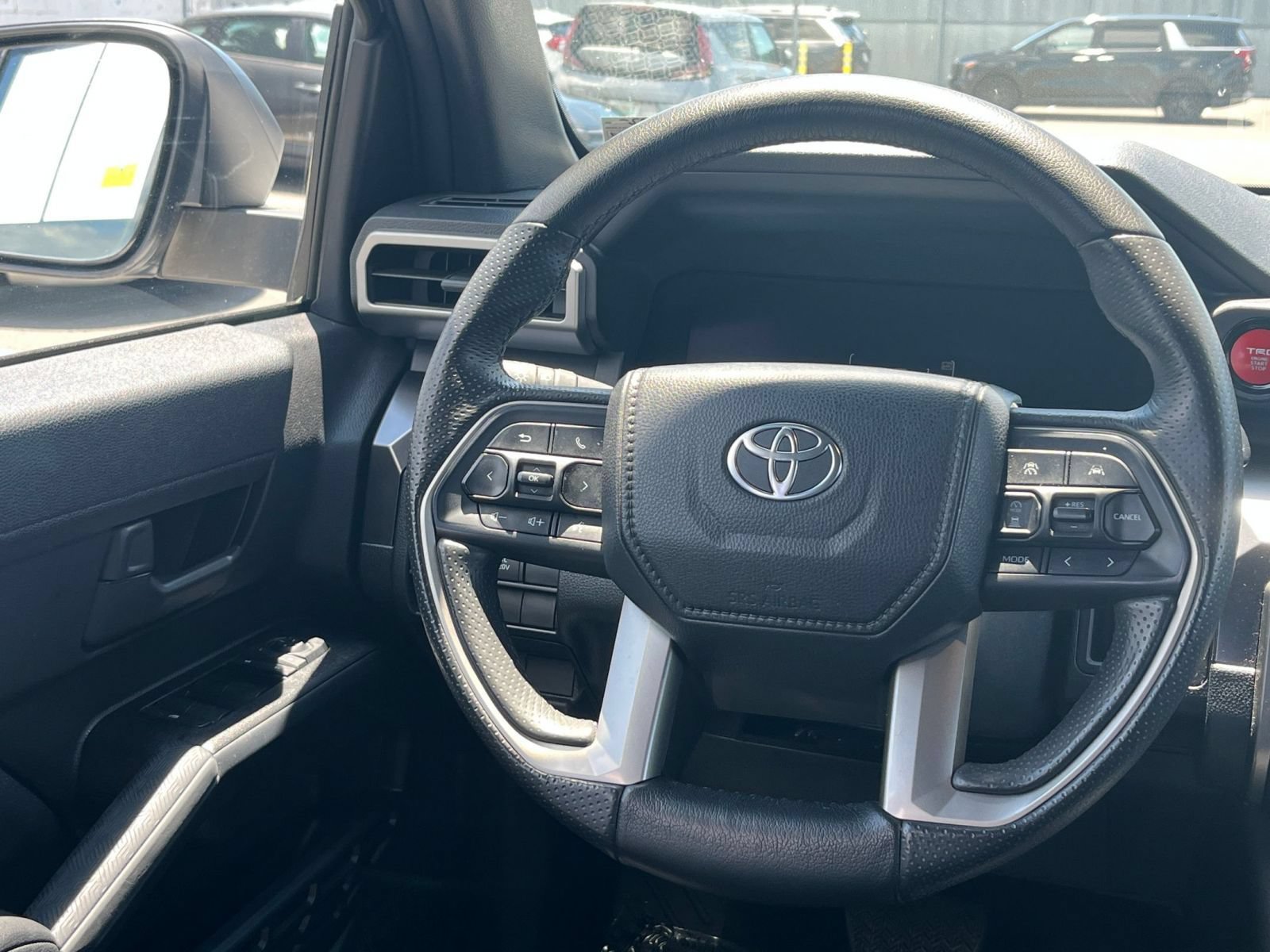 Used 2025 Toyota 4Runner TRD Off-Road AWD/4WD image 28