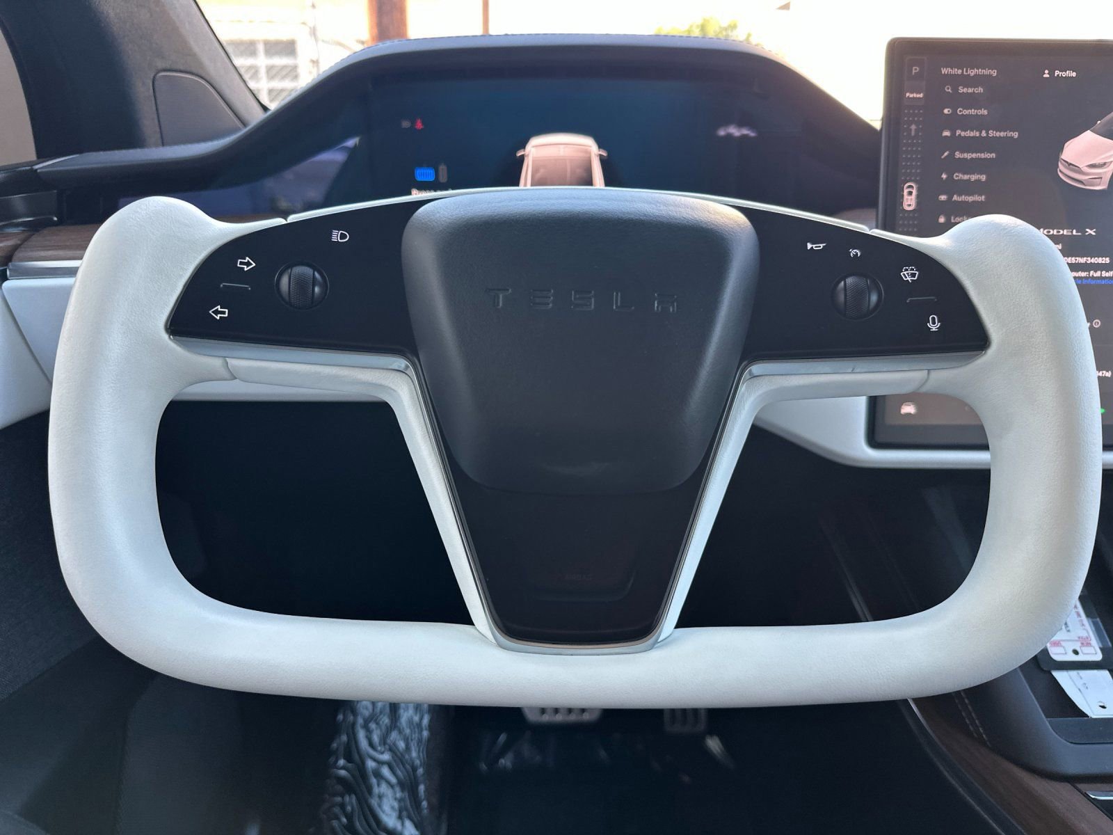 Used 2022 Tesla Model X AWD/4WD image 26