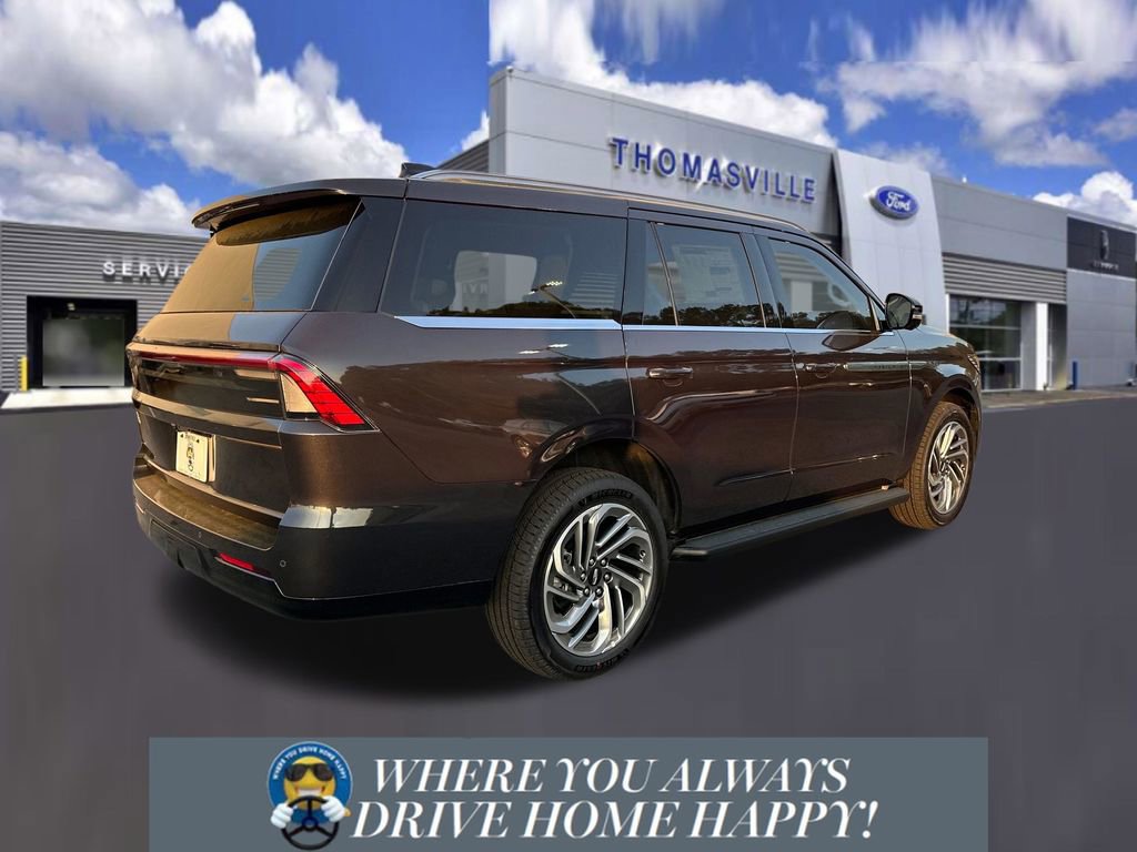 New 2026 Lincoln Navigator Premiere image 3