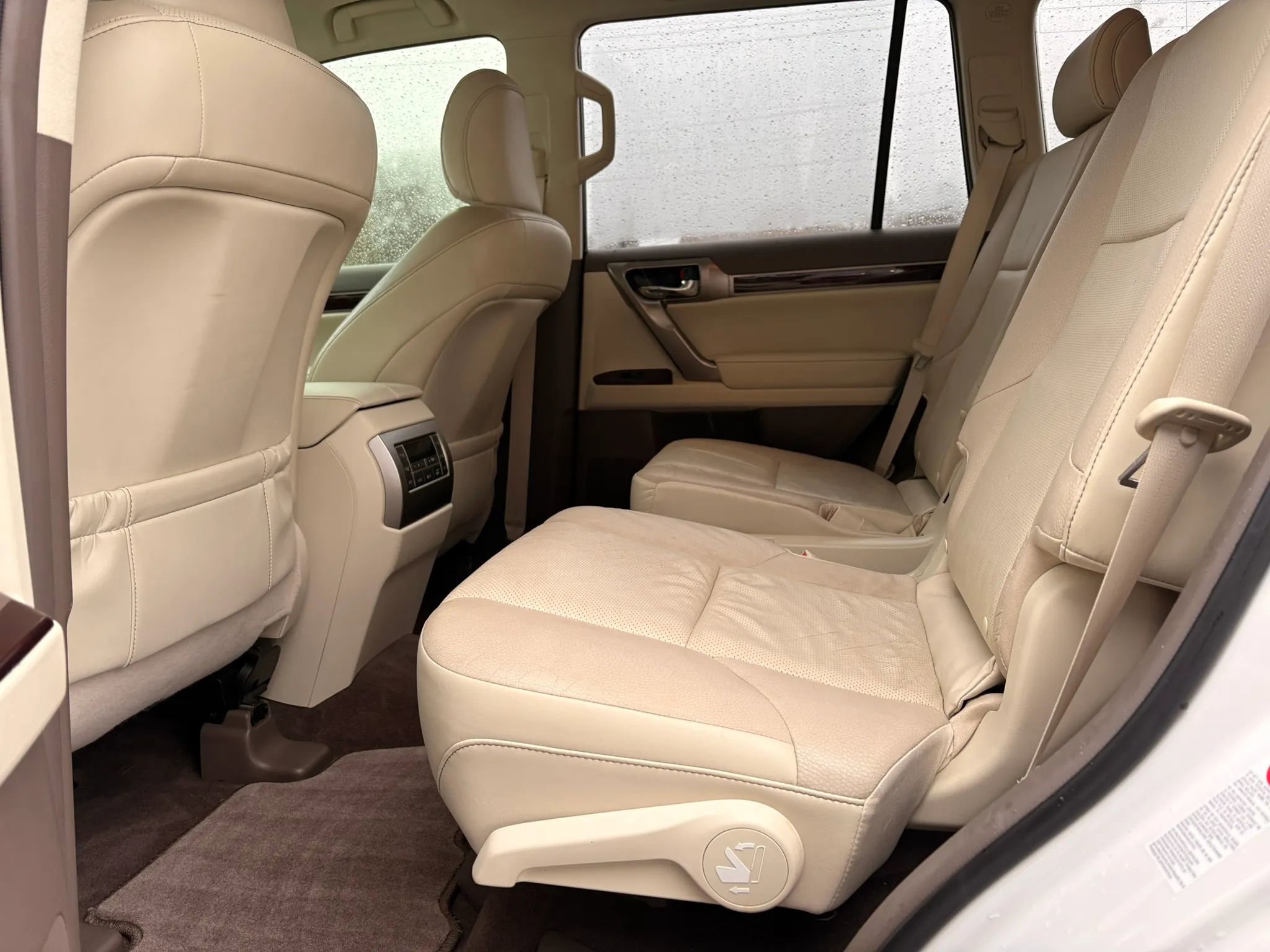 Used 2017 Lexus GX 460 Premium AWD/4WD image 16