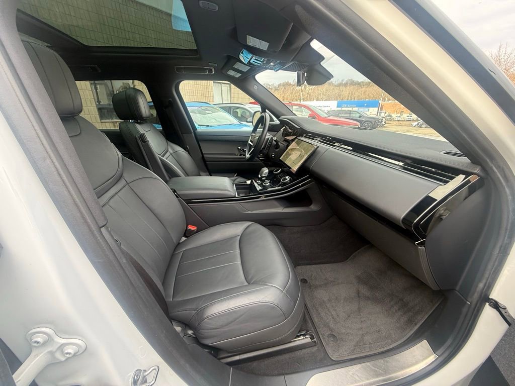 Used 2023 Land Rover Range Rover Sport SE image 21