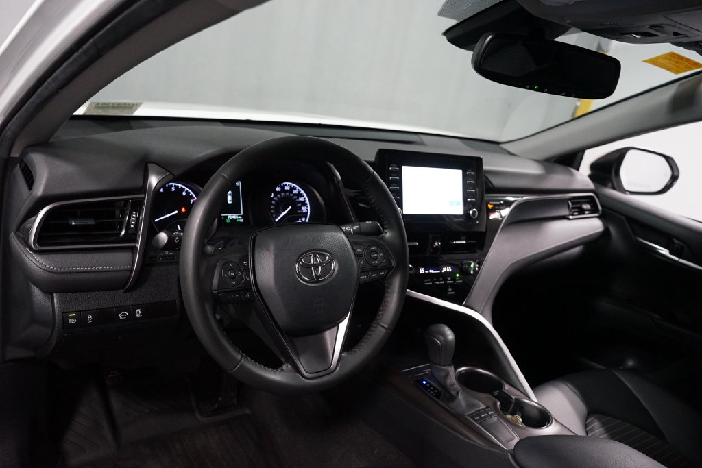 Certified 2023 Toyota Camry SE w/ Convenience Package FWD image 11