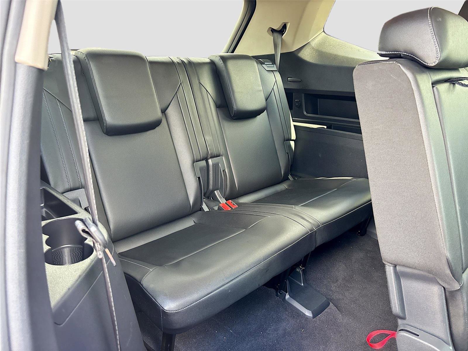 Used 2018 Volkswagen Atlas SE FWD image 25