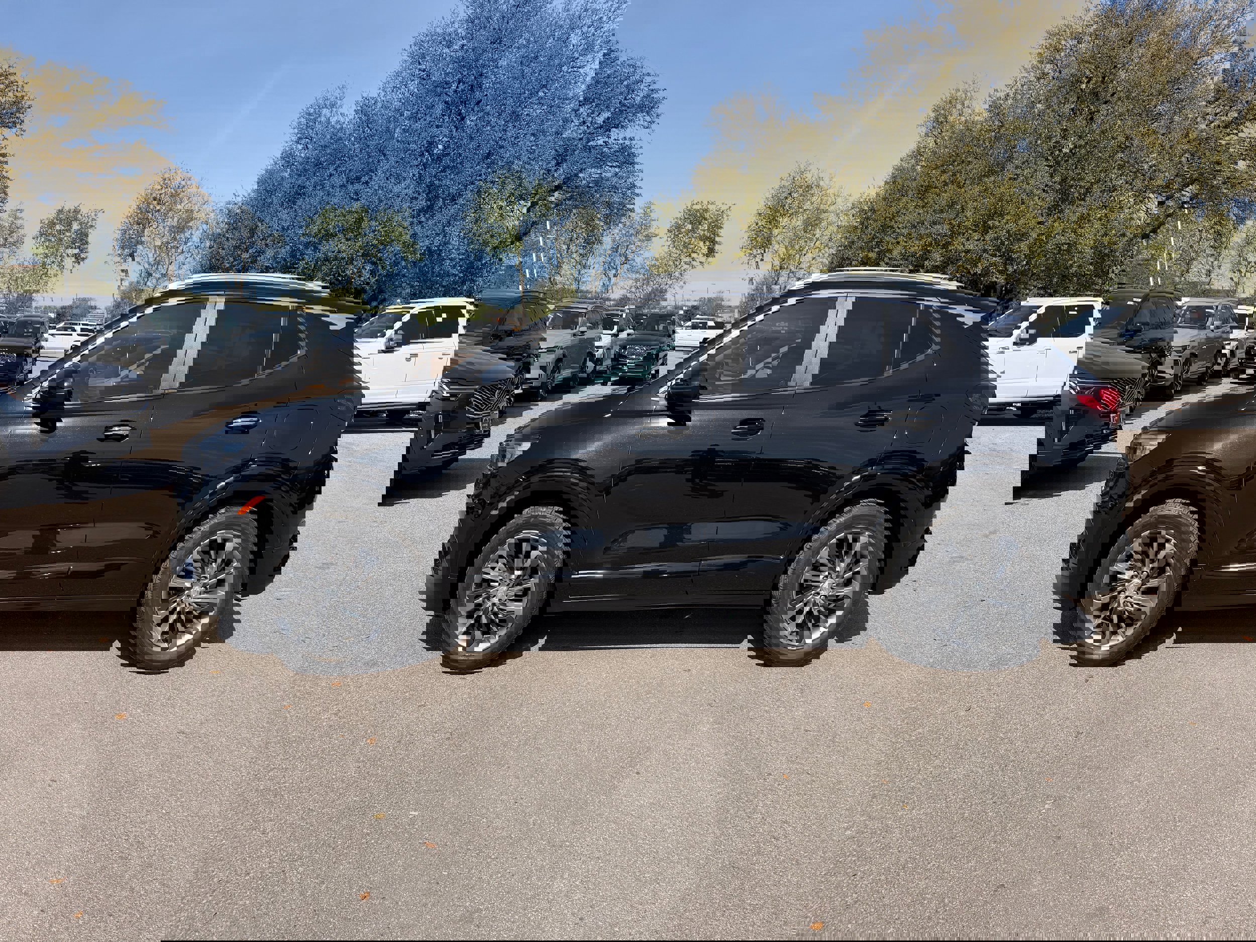 Used 2023 Buick Encore GX Select w/ Experience Buick Package image 3