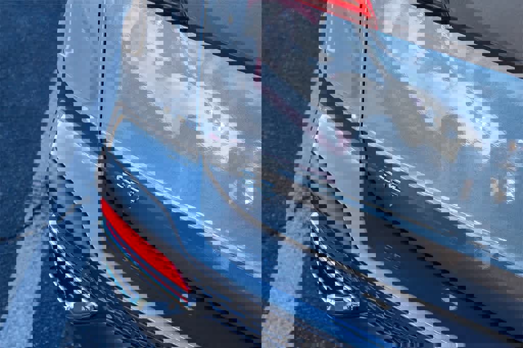 Used 2024 Volkswagen Taos SE image 9