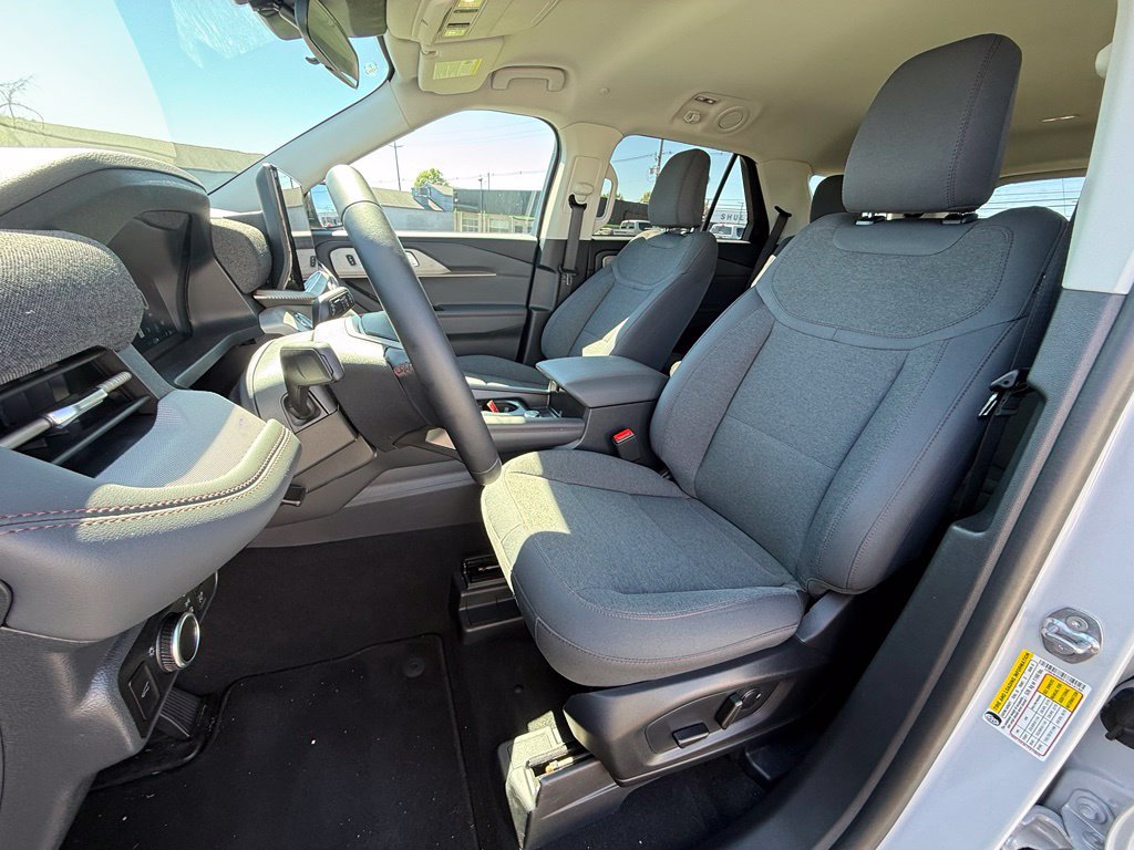 New 2026 Ford Explorer Active AWD/4WD image 18