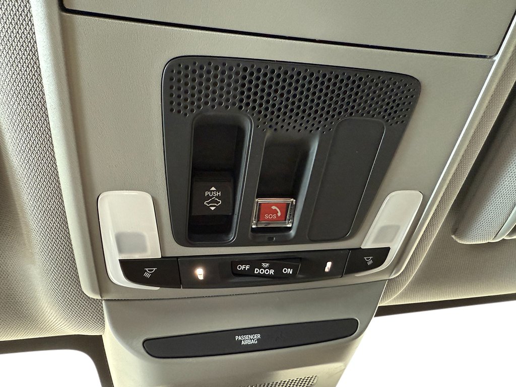 Used 2025 Acura ADX AWD image 27