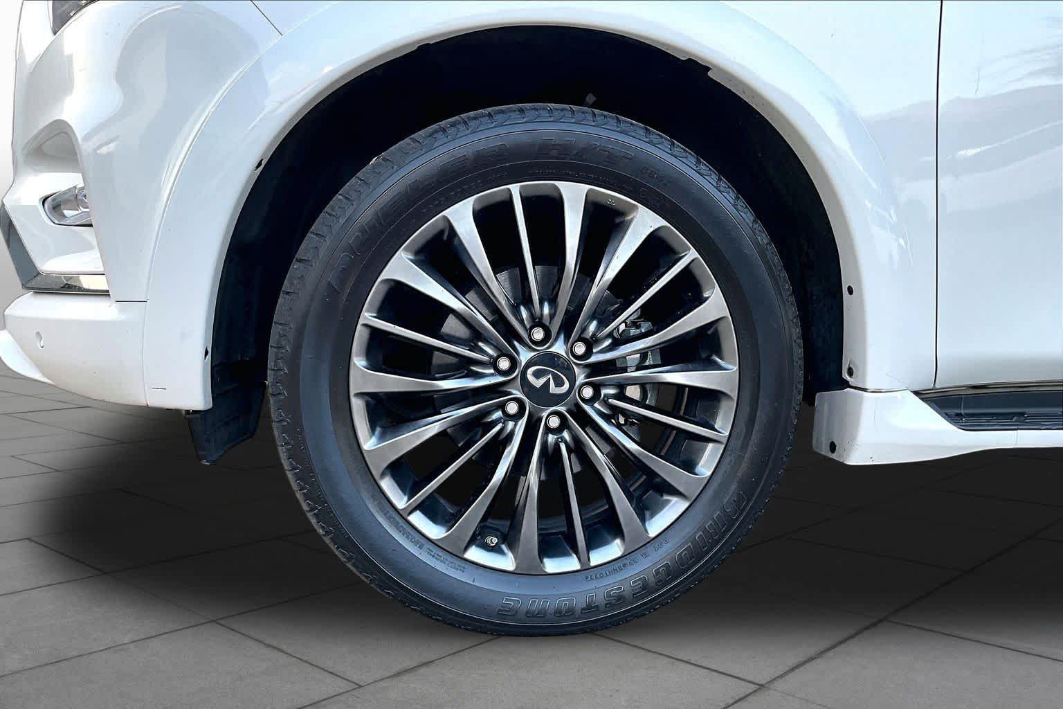 Used 2022 INFINITI QX80 Premium Select w/ Cargo Package RWD image 11