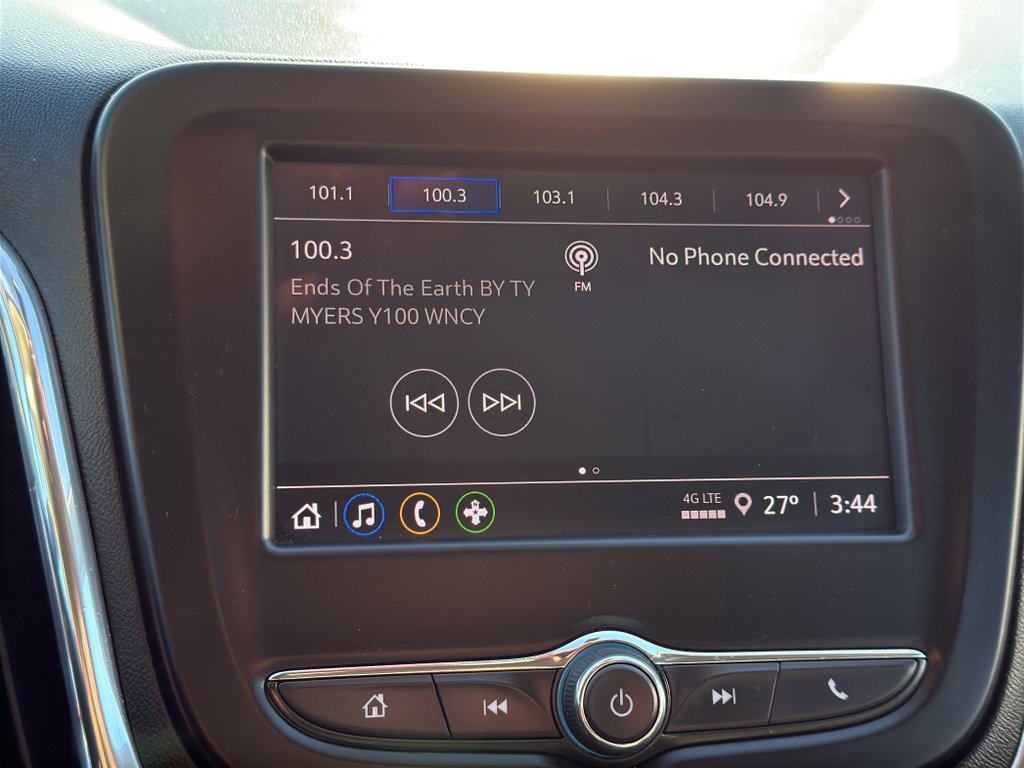 Used 2023 Chevrolet Equinox LT image 18