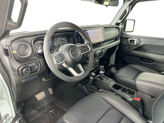 Used 2024 Jeep Wrangler Unlimited Sahara AWD/4WD image 19