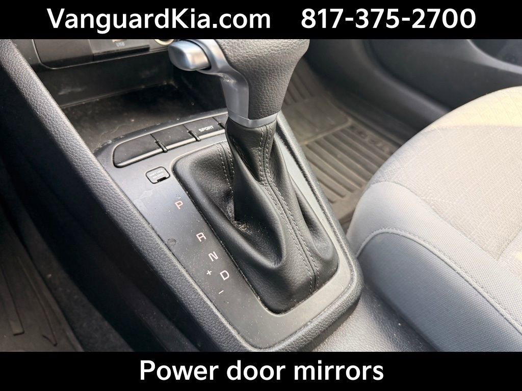Certified 2022 Kia Rio S FWD image 17