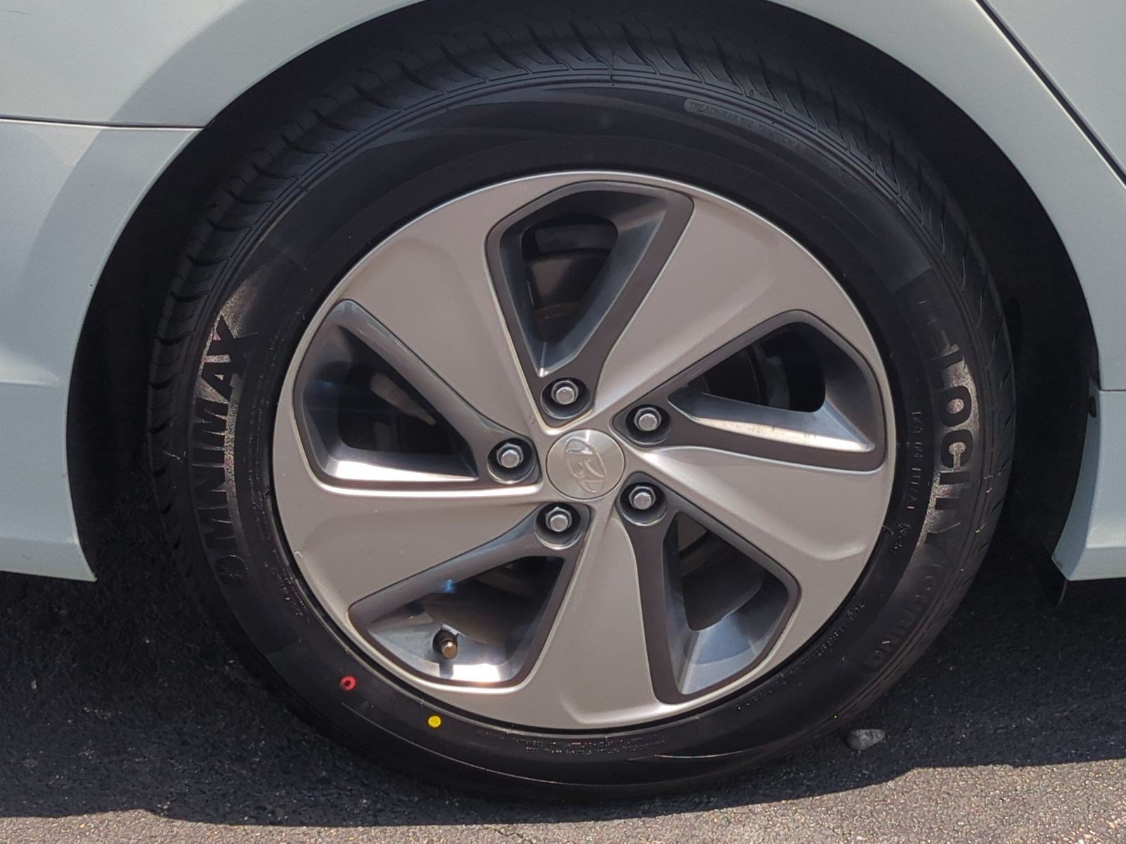 Used 2016 Hyundai Sonata Limited w/ Option Group 02 FWD image 13