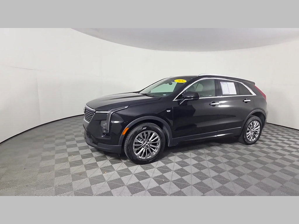 Used 2025 Cadillac XT4 Premium Luxury FWD image 48