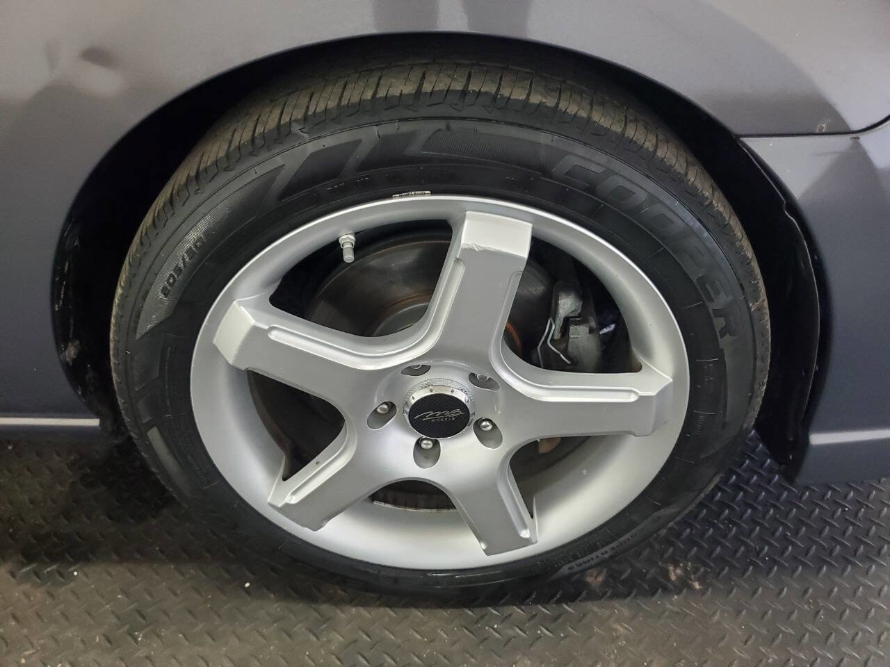 Used 2010 MAZDA MAZDA5 Sport image 18