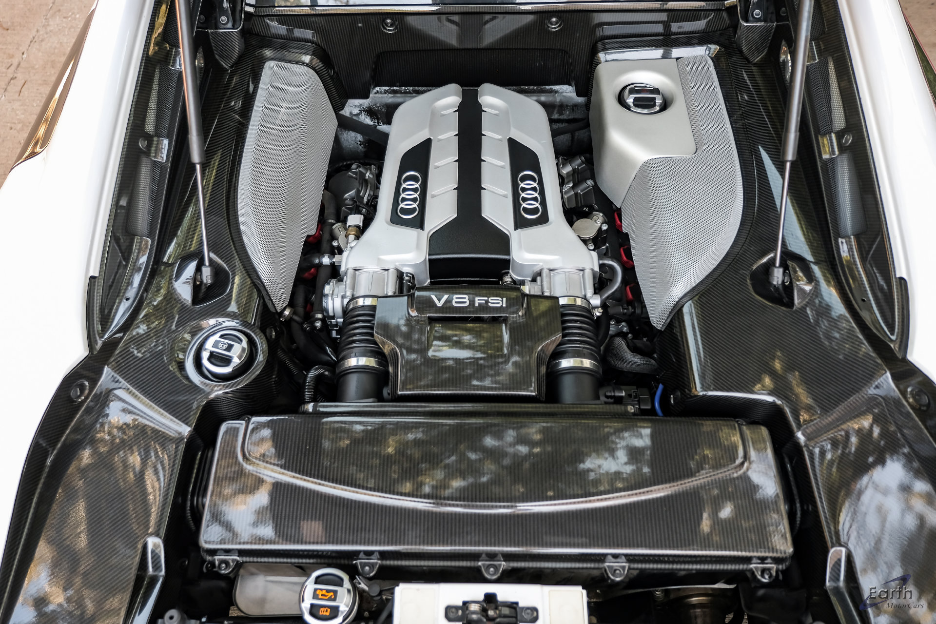 Used 2010 Audi R8 V8 AWD/4WD image 4