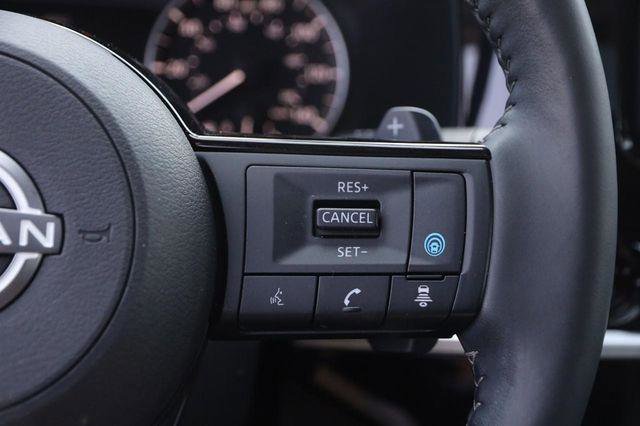 Used 2025 Nissan Pathfinder SL w/ SL Premium Package image 15