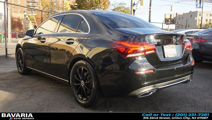 Used 2019 Mercedes-Benz A 220 4MATIC w/ Premium Package image 6