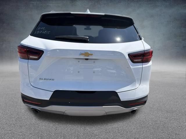 New 2026 Chevrolet Blazer LT w/ Convenience Package FWD image 8