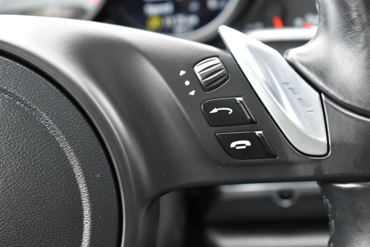 Used 2013 Porsche Panamera 4S image 16