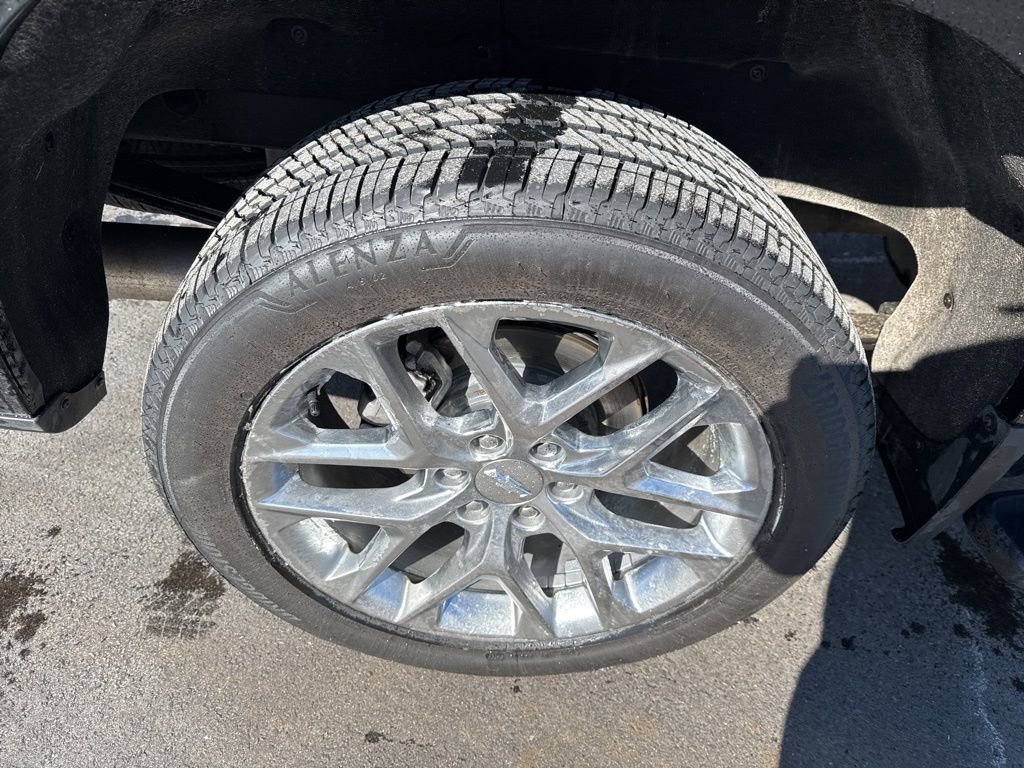 Used 2023 Chevrolet Silverado 1500 High Country w/ High Country Premium Package image 12