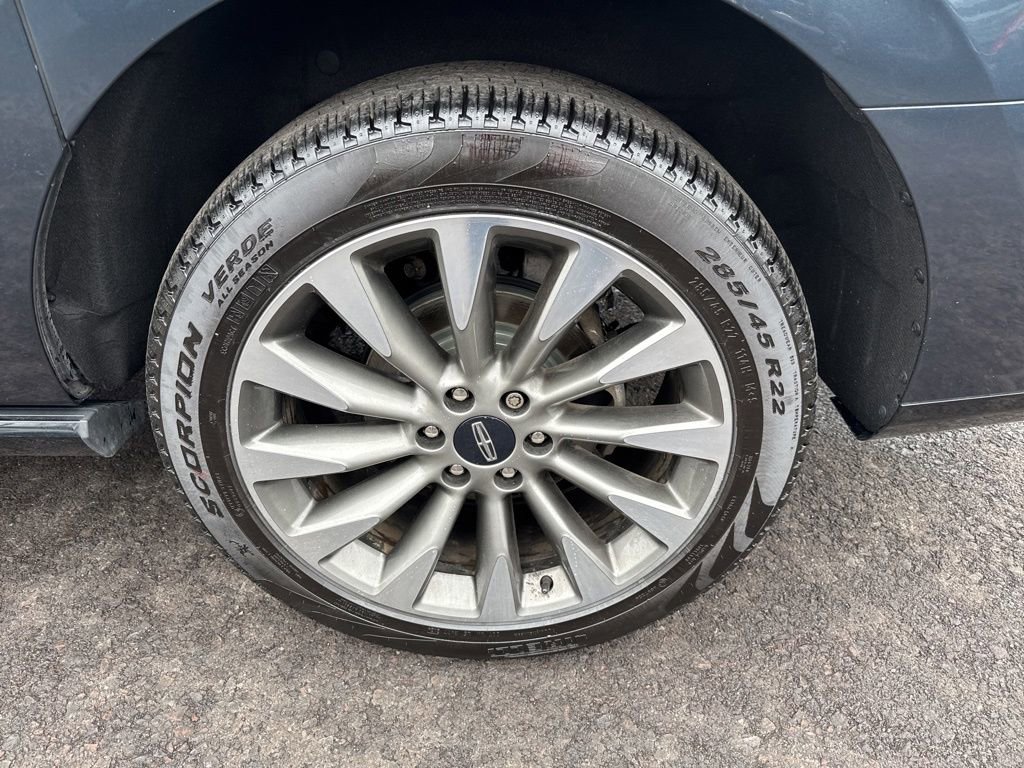 Used 2021 Lincoln Navigator L Reserve w/ Luxury Package image 8