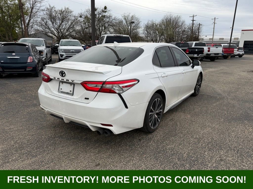 Used 2020 Toyota Camry SE image 7