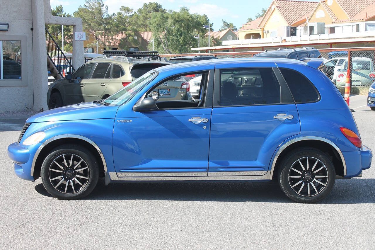 Used 2004 Chrysler PT Cruiser Limited FWD image 5
