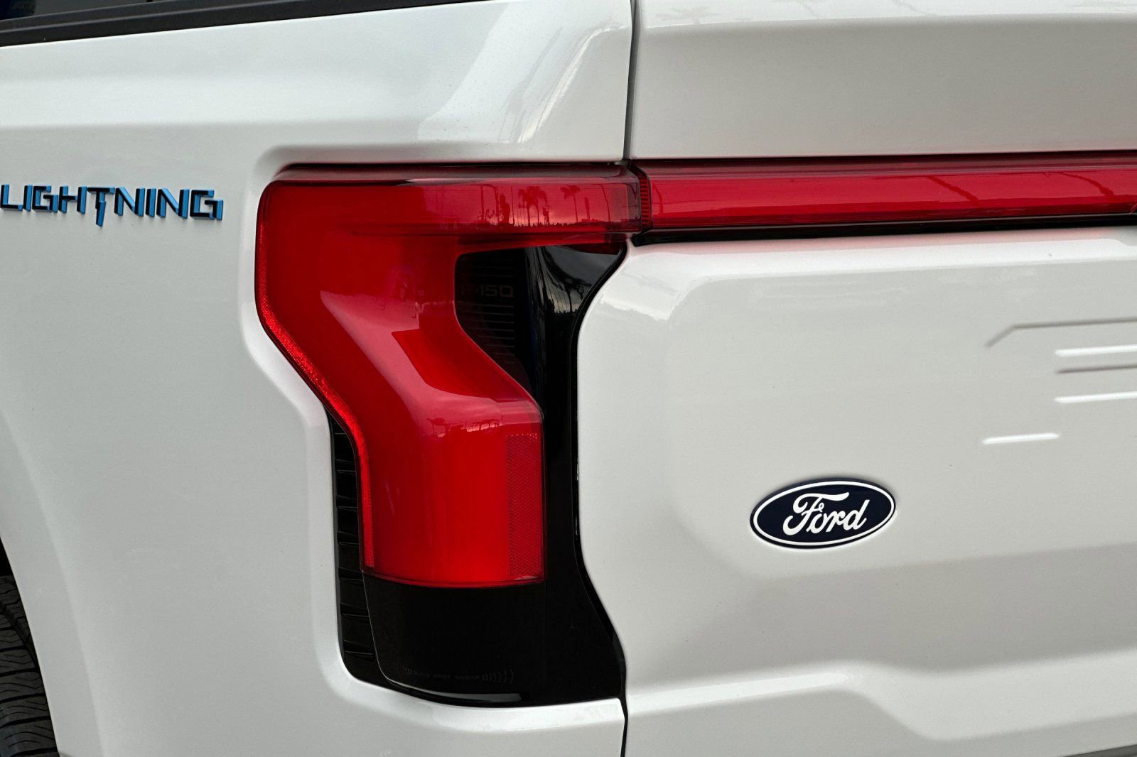 New 2025 Ford F150 Lightning Lariat image 6