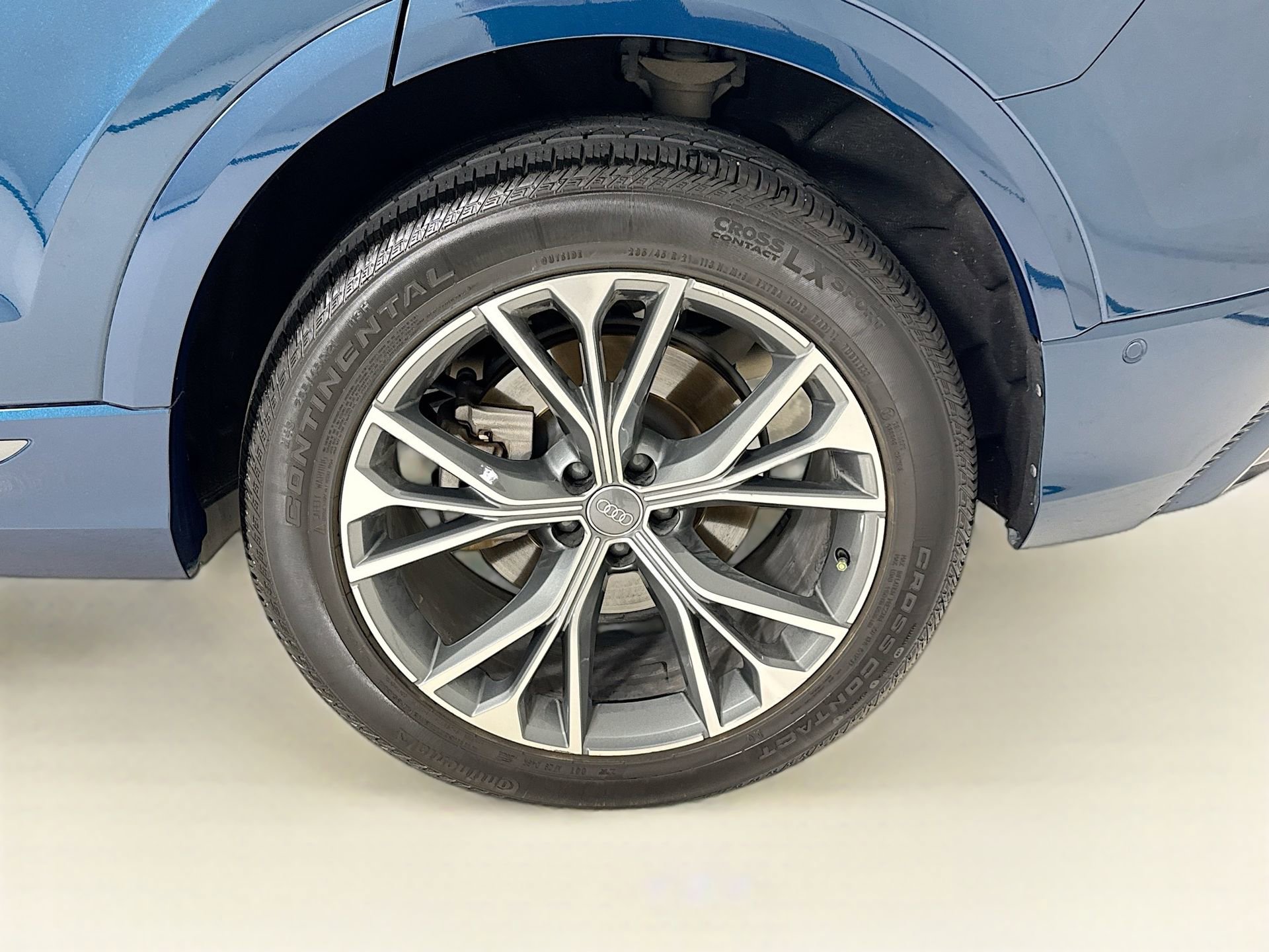 Used 2020 Audi Q8 Premium Plus w/ Premium Plus Package image 33