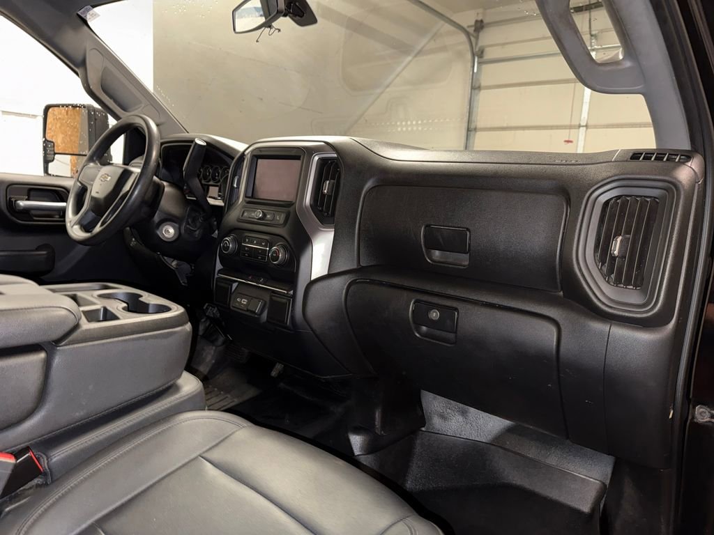 Used 2021 Chevrolet Silverado 3500 W/T AWD/4WD image 23