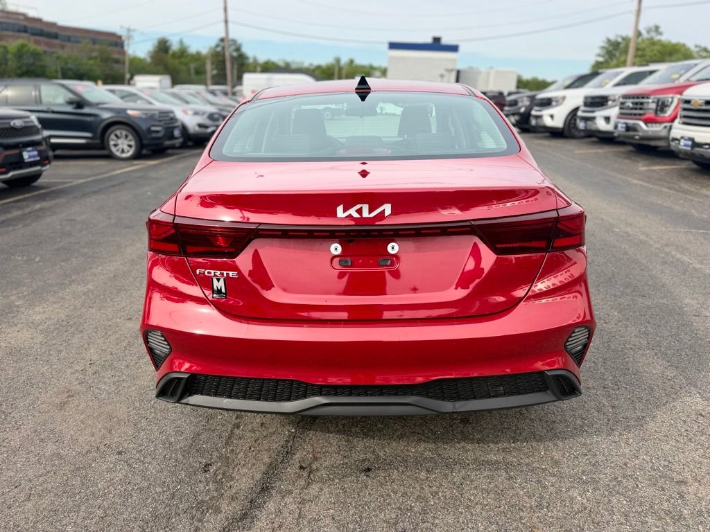 Used 2024 Kia Forte LXS FWD image 8