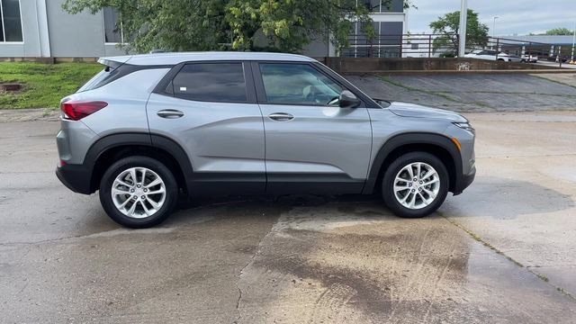 Used 2026 Chevrolet TrailBlazer LS w/ LS Convenience Package FWD image 9