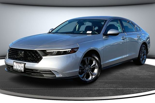 Used 2024 Honda Accord EX image 3